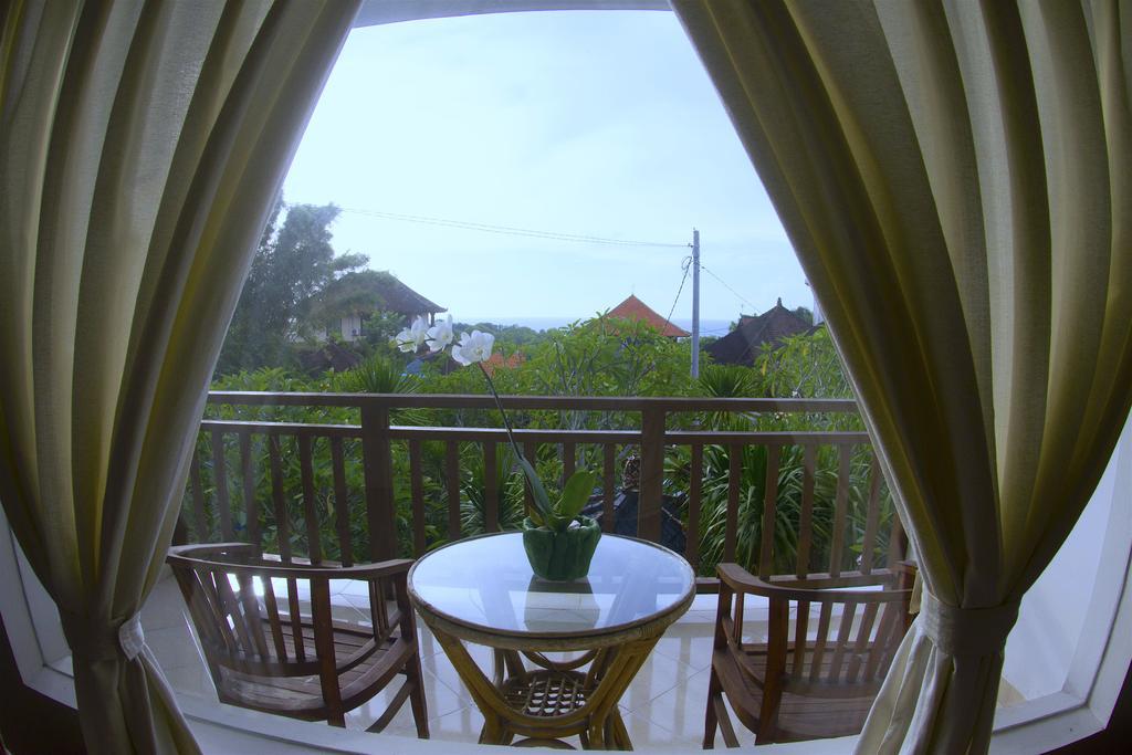 Ropik & Alik Home Stay 울루와뚜 외부 사진